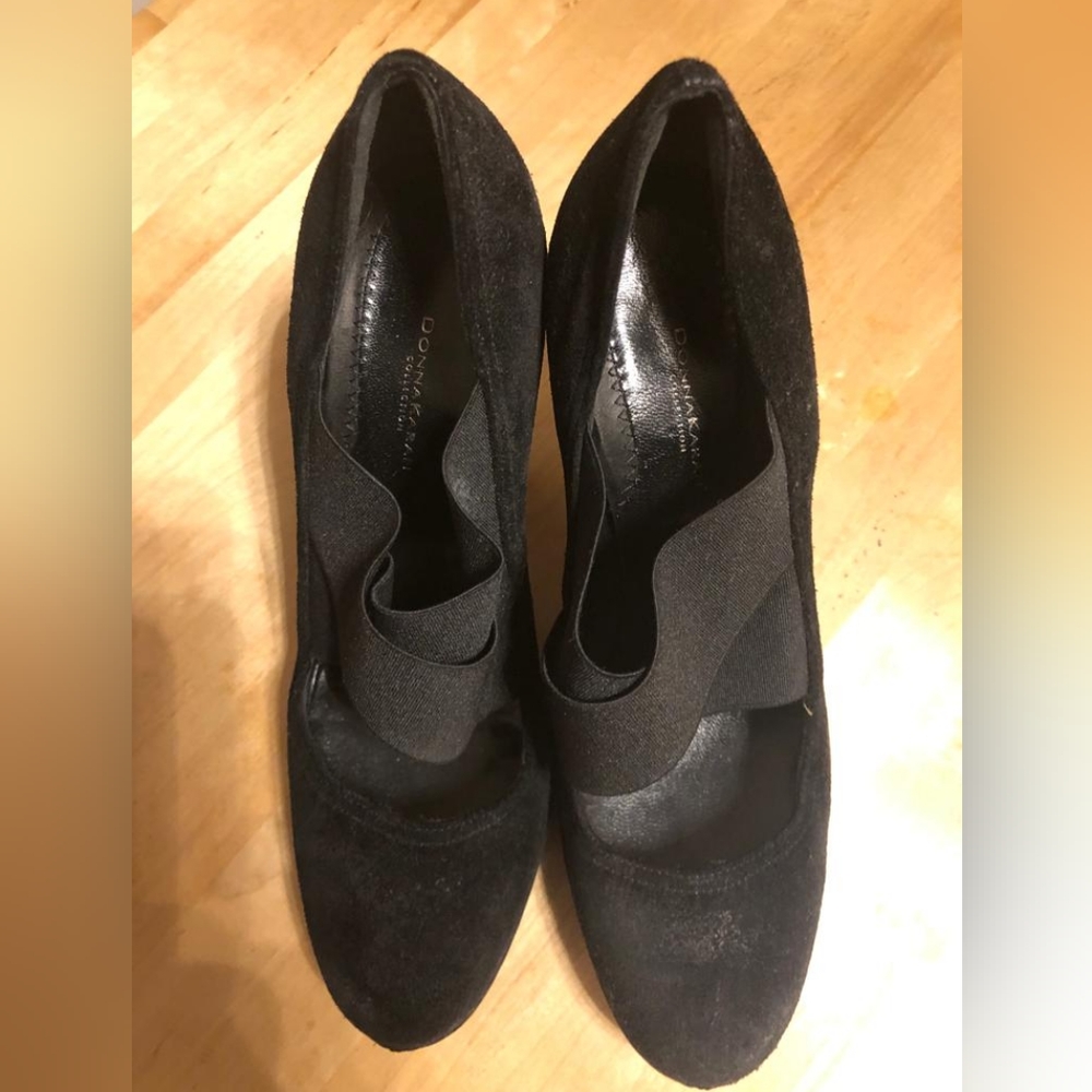 Vintage Donna Karen Suede Pumps